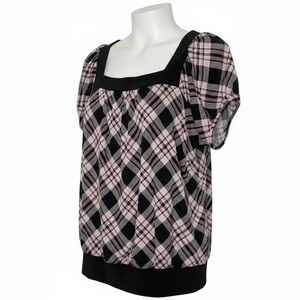 Ladies Pink And Black Plaid Blouse